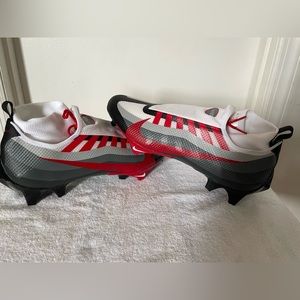 Nike Vapor Edge Pro 360 Football Cleat- Men’s Size 7.5